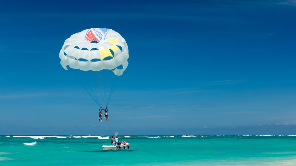 Is Parasailing Safe for Scoliosis? Expert Insights